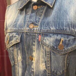 Levi Strauss, Original Riveted Mens, Stone wash trucker's Vest, size Large